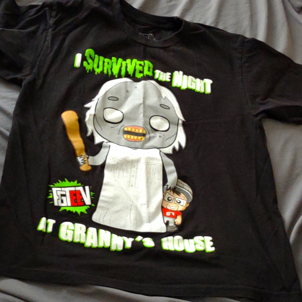 fgtv logo boys shirt